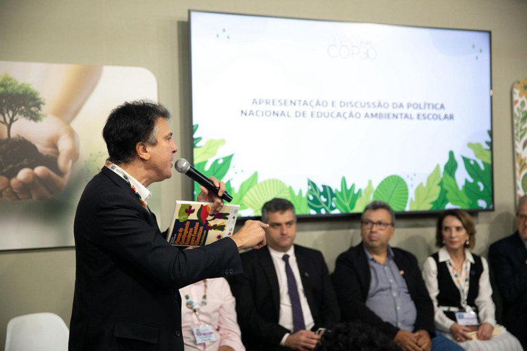 MEC apresenta Política Nacional de Educação Ambiental Escolar na COP30